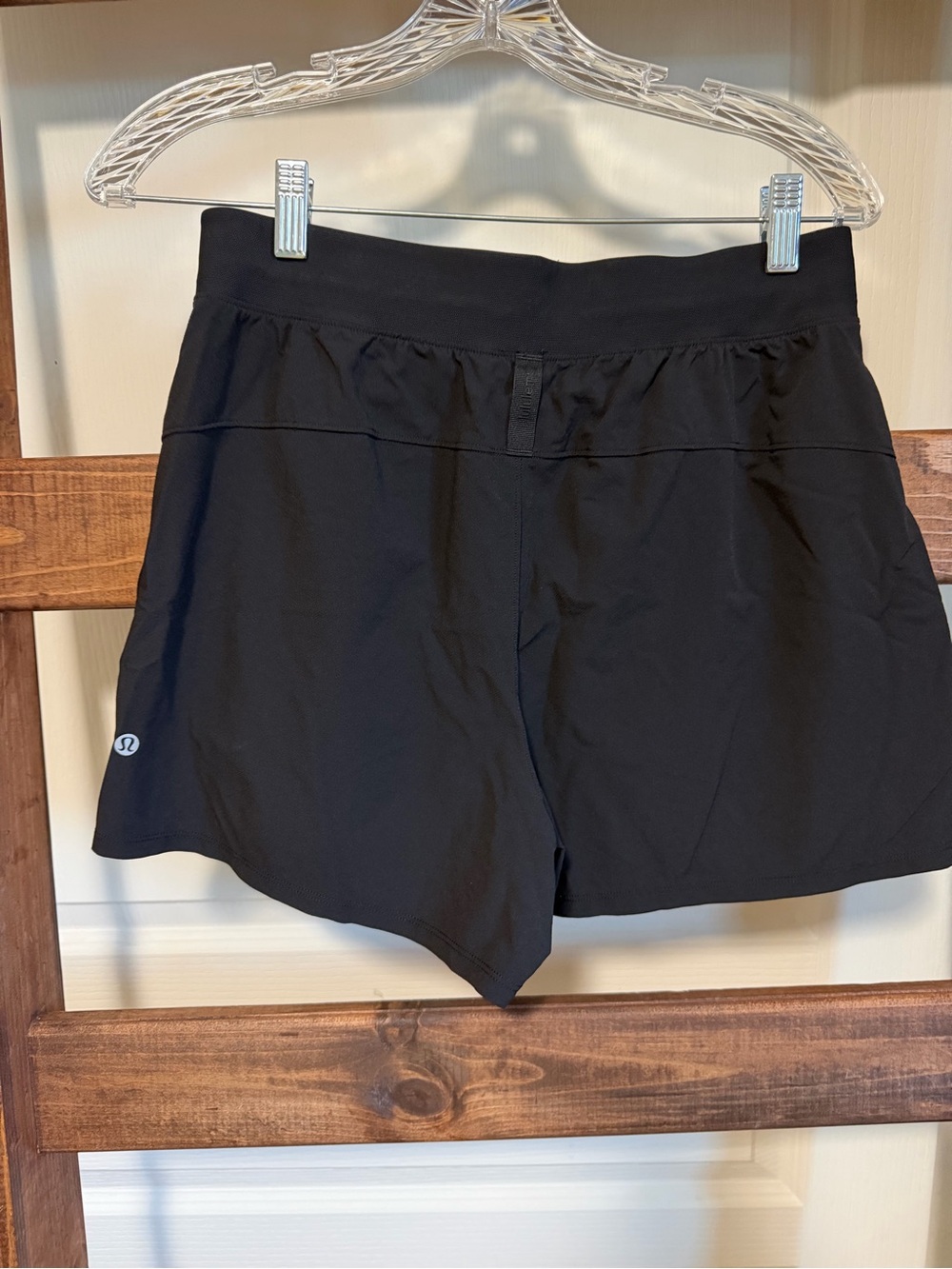 lululemon athletica Black Women's Drawcord Athletic Shorts - Picture 2 of 4